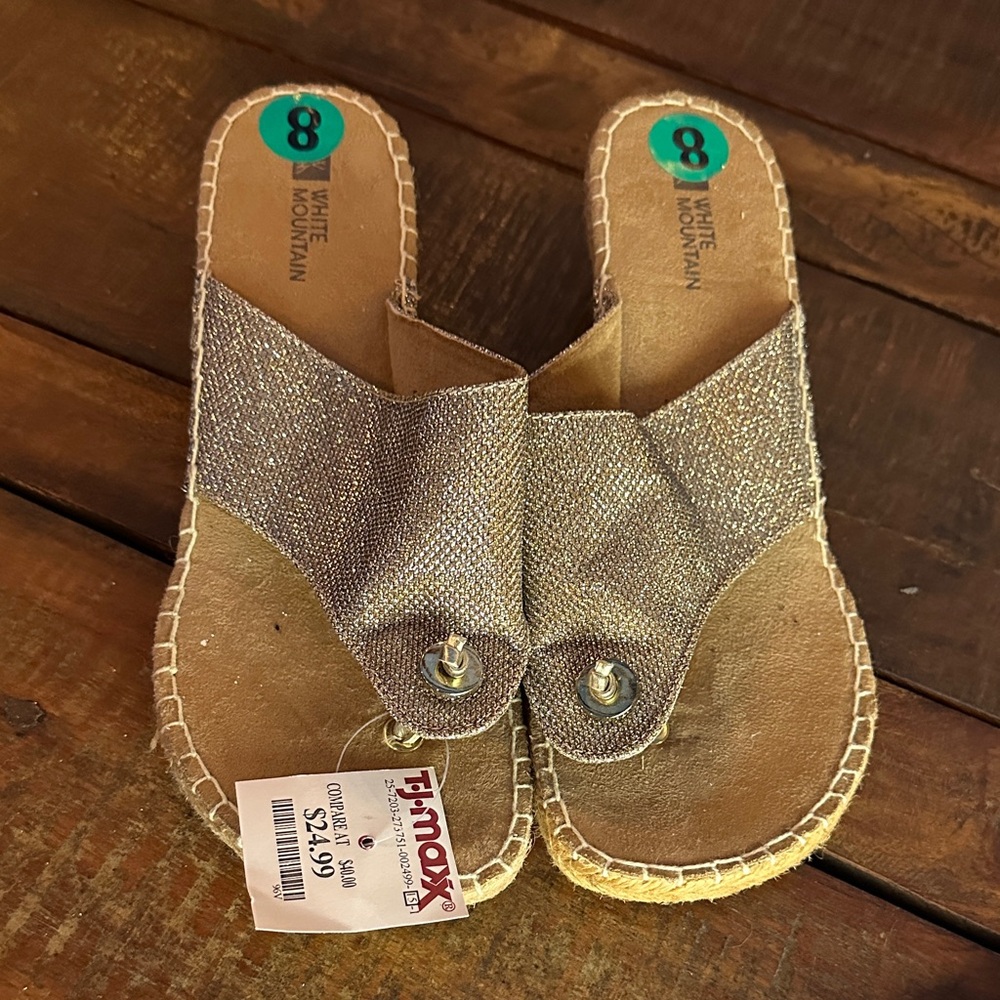 White Mountain Women's Tan Sandals size 8 new